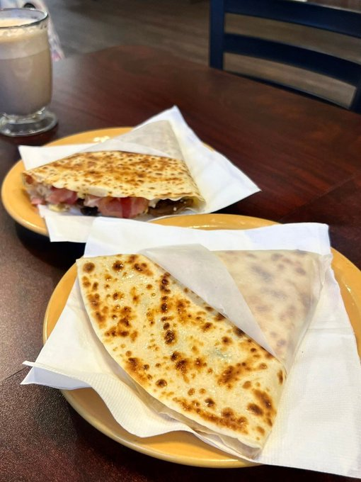 Victoria tweet media