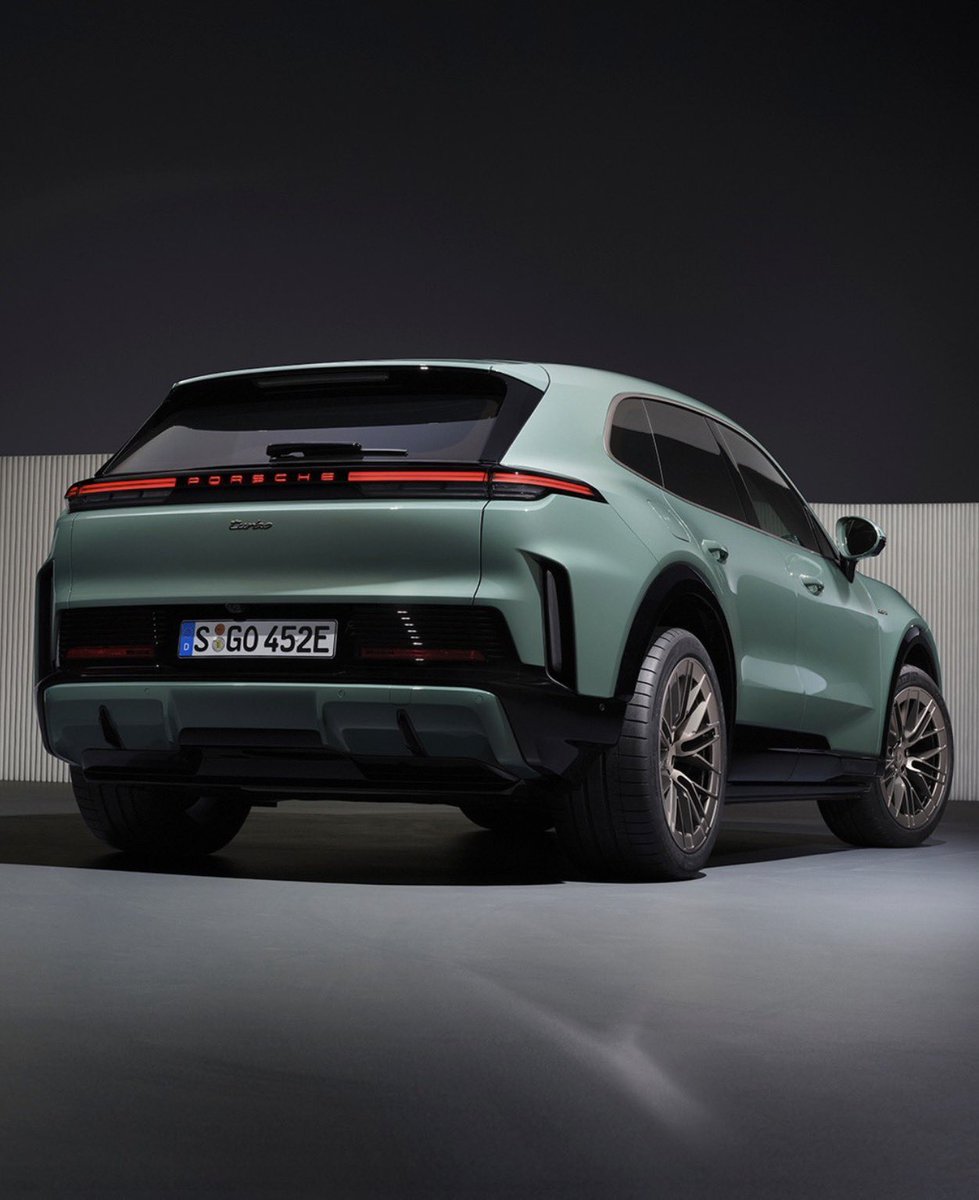 niccruzpatane's tweet image. For the same price as a FULLY loaded Porsche Cayenne Electric, you could buy a Tesla Model 3 Performance, Cyberbeast, and Model Y Performance ($227,470).