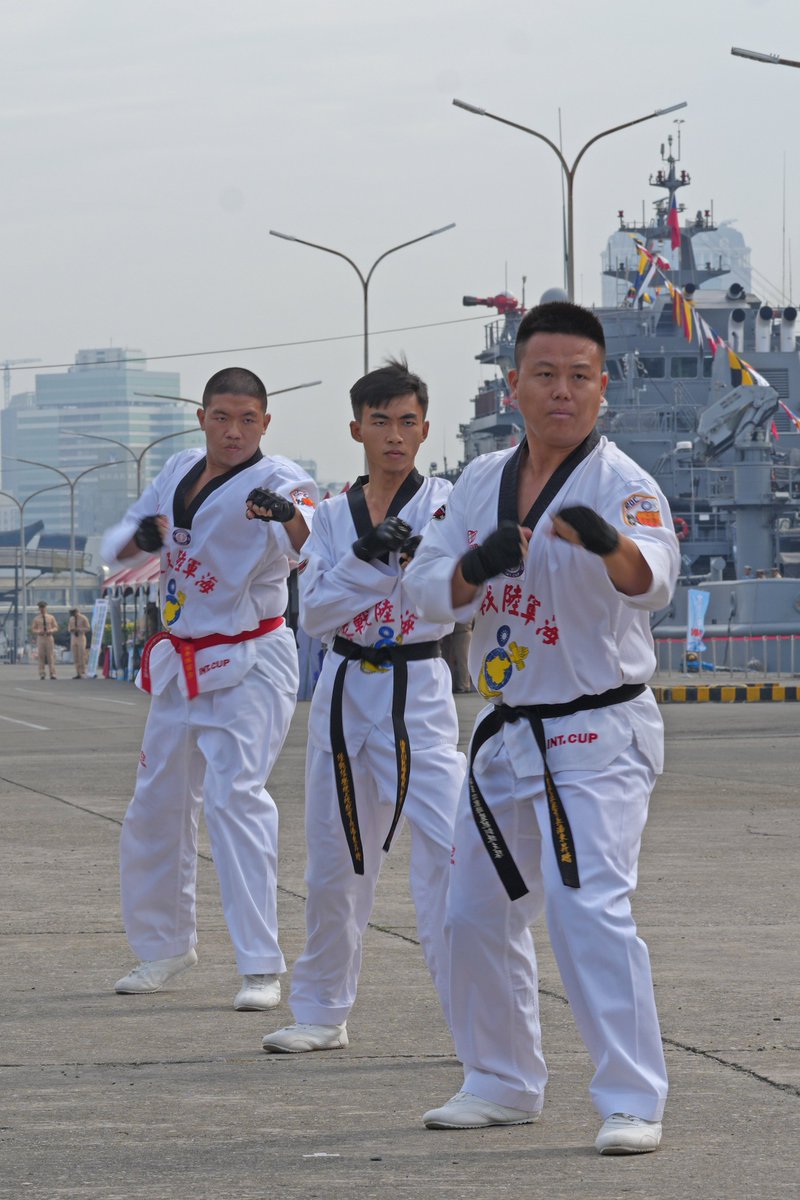 MoNDefense's tweet image. This Saturday, the #ROCArmedForces will hold their only open house of the year.
Get a first look at the #ROCN’s latest accomplishments!
#Kaohsiung #HsinbinBase