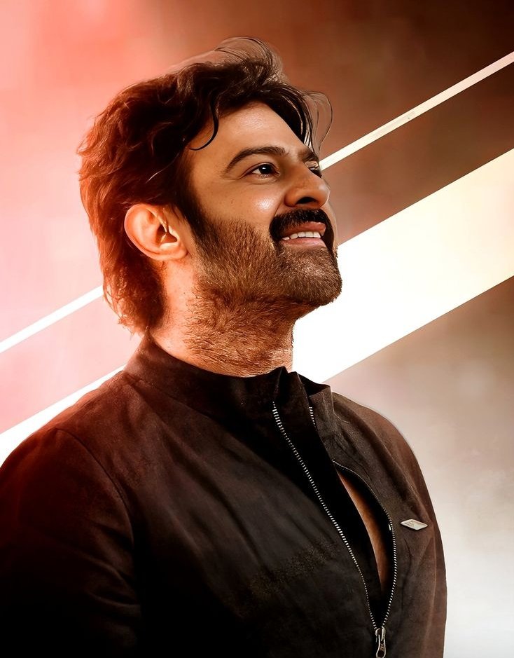 GetsCinema's tweet image. #Prithvirajsukumaran Said I Seen - LARGER THAN LIFE AURA - in #Prabhas and his Fans Treat him Like a GOD.