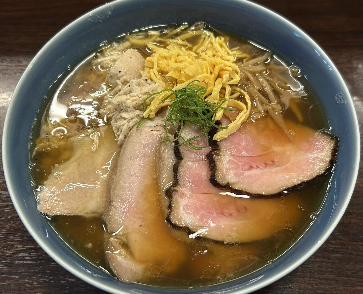 友達から聞いて気になっていたお店へ🥰
旨み凝縮の繊細な美味しさ
期待以上の大満足🥹🥹

麺屋ルリカケス : 江東区東陽3-6-2
#らーめん #ramen #東京 #ルリカケス