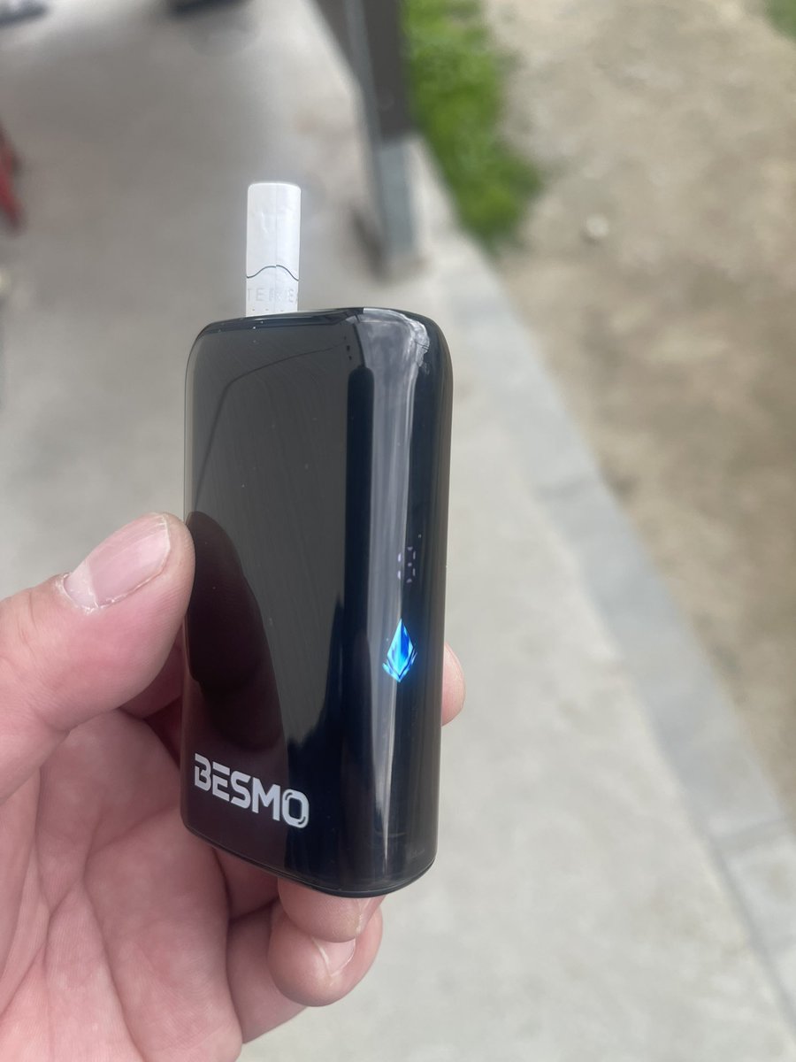 まさかの当選😮
リポストでプレゼント🎁とか初めて当たった！
2度吸いしてもほぼ味変わらず🚬
最高じゃん！
ありがとうございました😊
<a href="/digimoku01/">デジモク【公式】</a>  <a href="/iqos_torisetu/">アイコスのトリセツ</a>