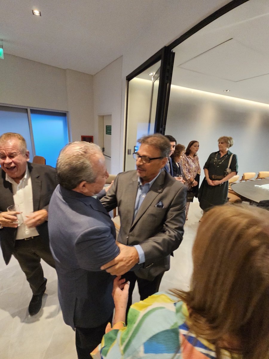 Cámara Paraguaya de Consultores tweet media