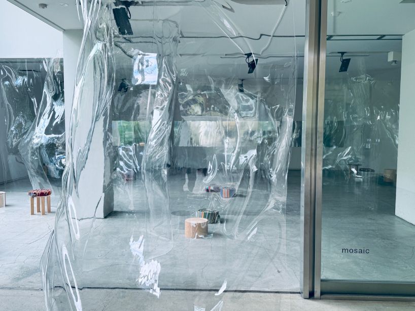 designboom's tweet image. invisible bar distorts reality using heated, transparent acrylic glass panels designboom.com/design/invisib…