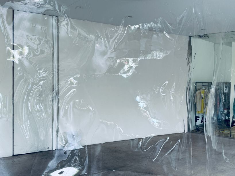 designboom's tweet image. invisible bar distorts reality using heated, transparent acrylic glass panels designboom.com/design/invisib…