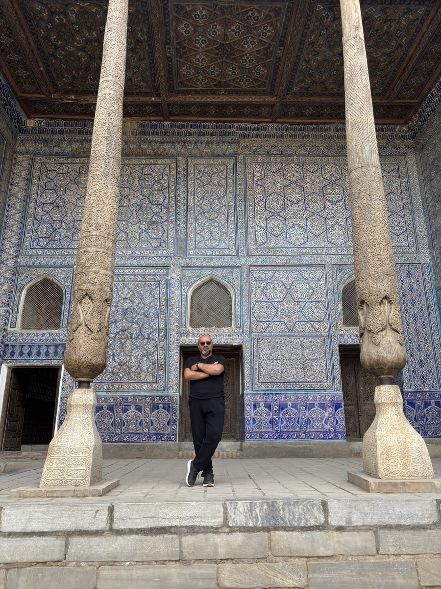 Ne demiş Üstad ...
Yüreksiz insan küreksiz sandal gibidir. Onunla bir yere gidemezsin. Sadece kendini yorarsın.

Selamün aleyküm hayırlı sabahlar, bereketli günler dilerim…