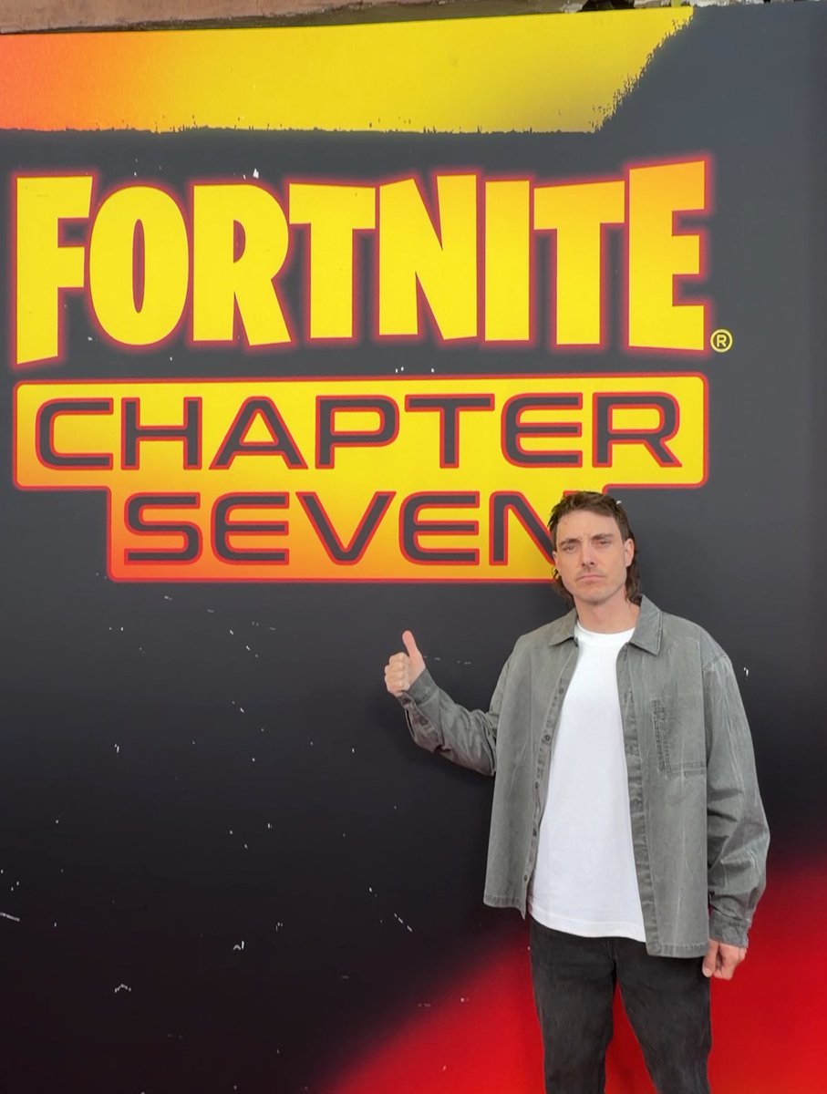 JustBecause1899's tweet image. Nop.
This the truly fortnite lobby.
#PWR!!!