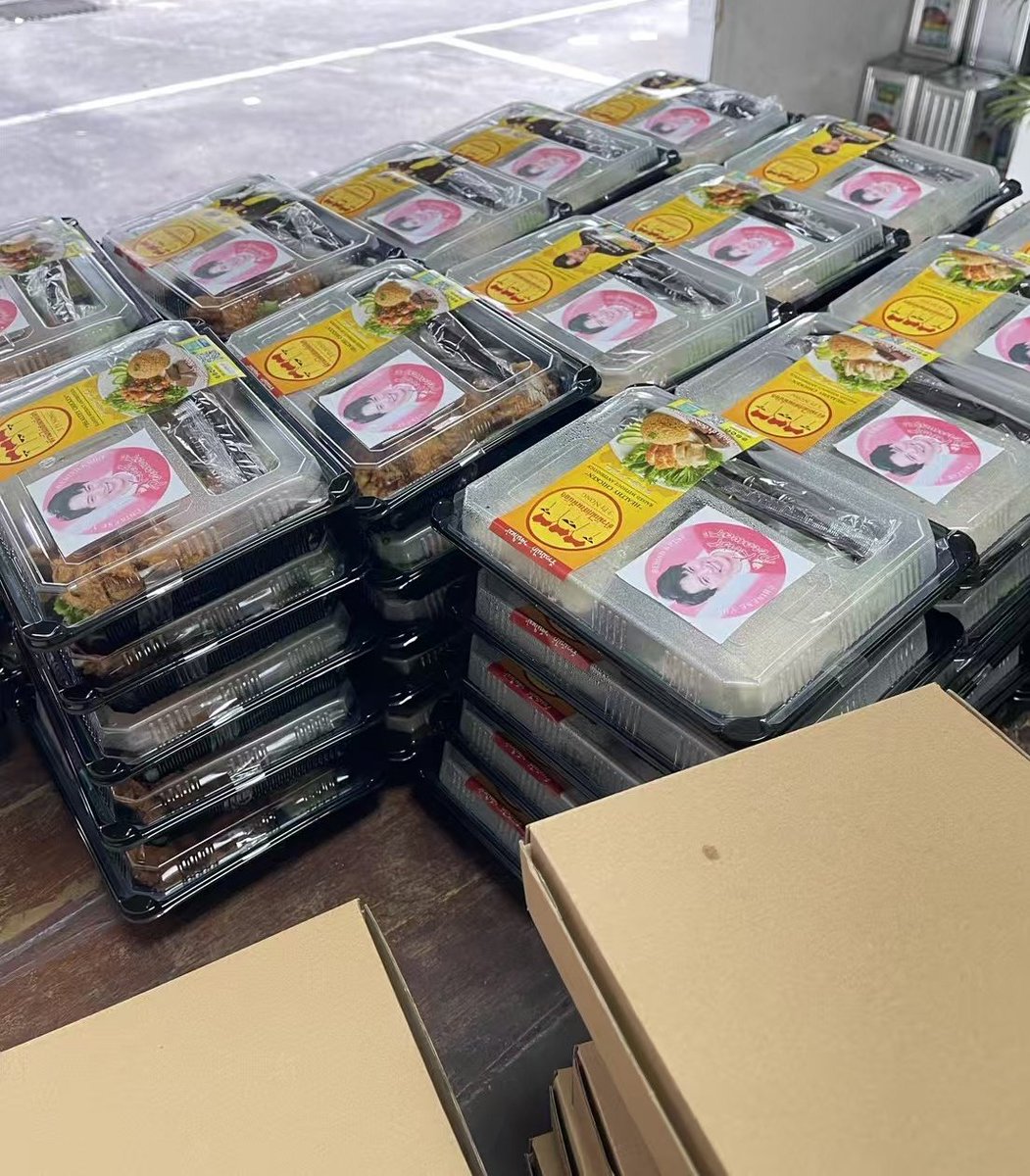 BehindKrist's tweet photo. Food Support （106 sets）
💚3pinong:100 sets
💚Fried rice with picanha beef
+Roast chicken salad:5 sets
💚Prepare special menu for Krist
:Fried rice with picanha beef
+Salmon grill salad

祝 @kristtps 和@vmth_official团队用餐愉快

#VeiledMusicianTH
#VeiledMusician https://t.co/DhBw6SSoRb