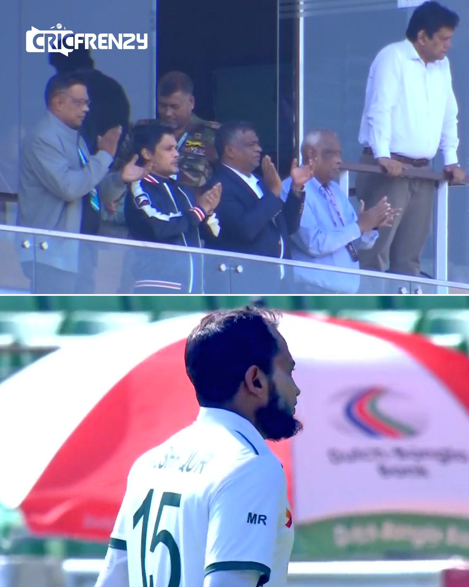 Cricfrenzylive's tweet image. মুশফিকের ঐতিহাসিক ইনিংসের পরে হাততালি দিয়ে অভিনন্দন জানালেন বুলবুল–ফাহিম
#MusfiqurRahim #BANvsIRE