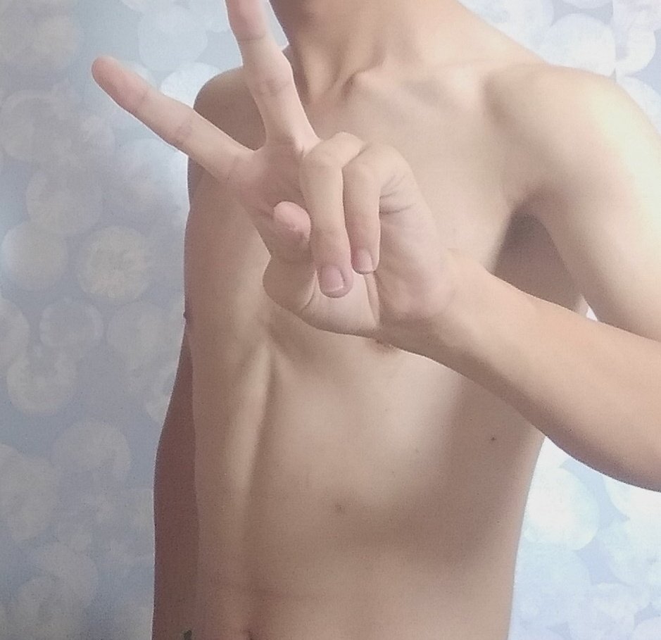 れーど tweet media