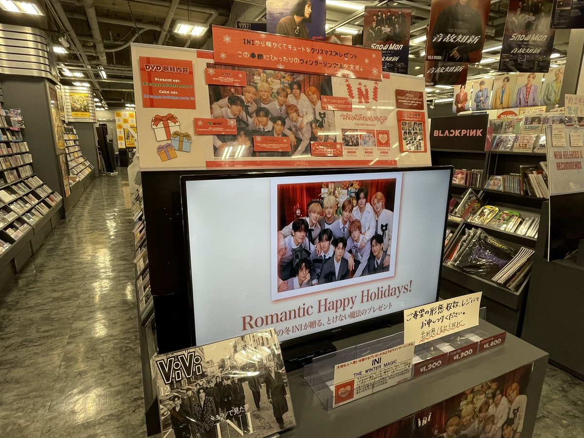 On ななこ’s Shoulder tweet media