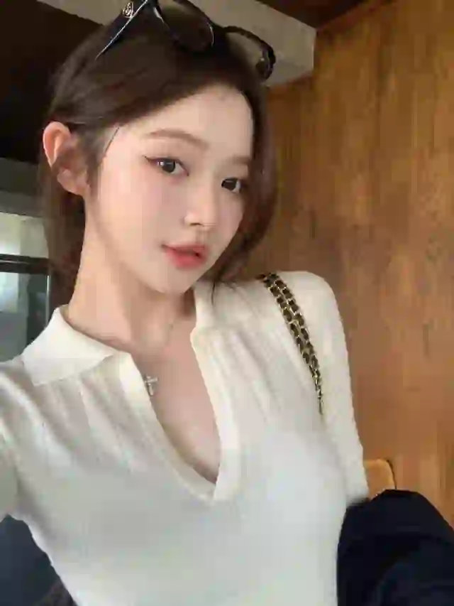 khloood221's tweet photo. Every step you take is a step toward greatness. Keep going, stay true to your dreams, and watch as the universe works in your favor 🌸 https://t.co/Vm4smwLBEZ
