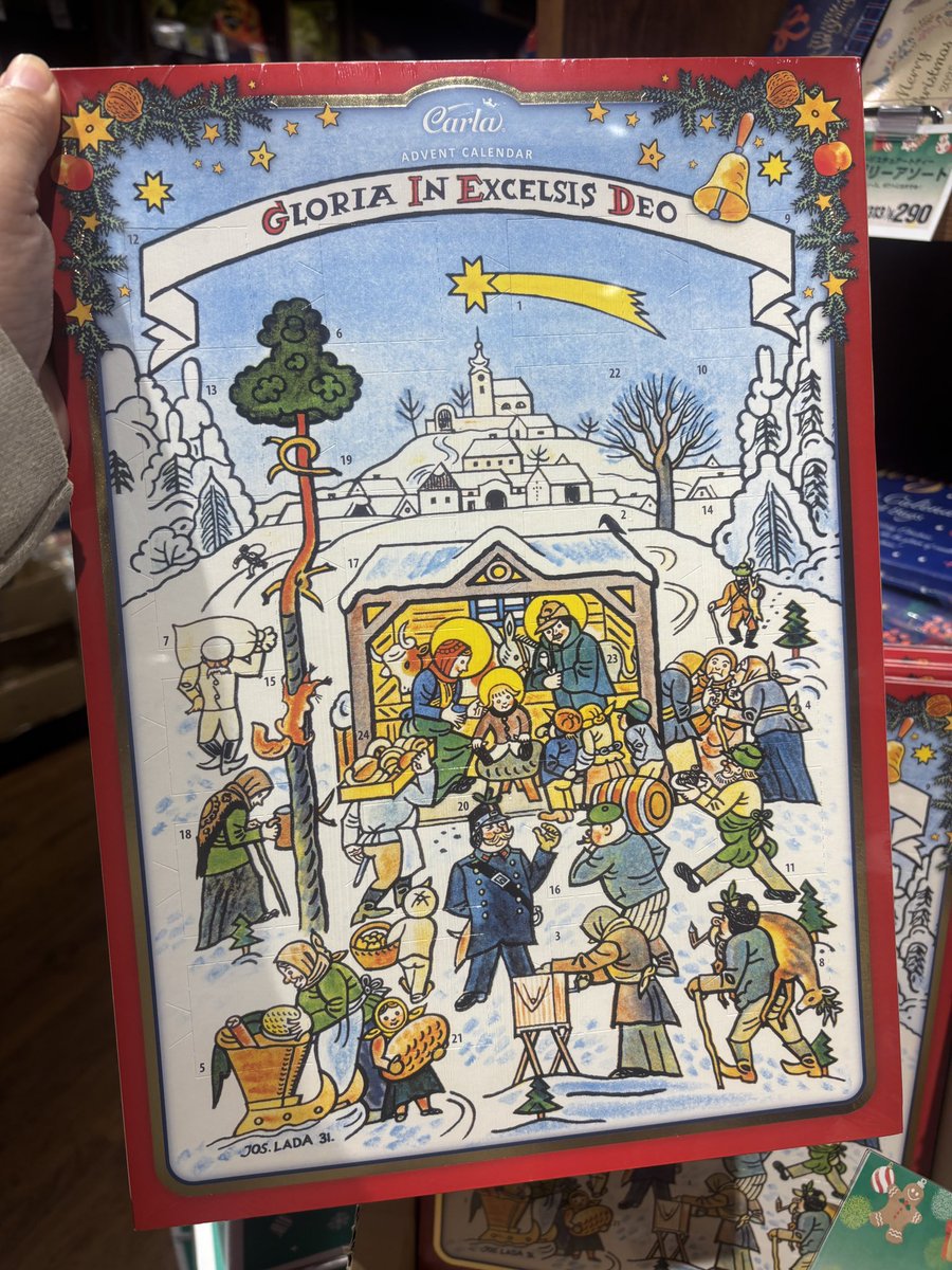 mocom1975's tweet image. 沖縄やっと🇨🇿チェコ・カーラ社のアドベントカレンダーがカルディに入荷！
（暑くてチョコが溶けるので毎年ギリギリに入ってくるのです）
今年もヨゼフ・ラダの買えたー！
御降誕（アドベント）の飾りの周りにクリスマスの光景が✨可愛いです

#KALDI
#チェコへ行こう
#チェコ親善アンバサダー