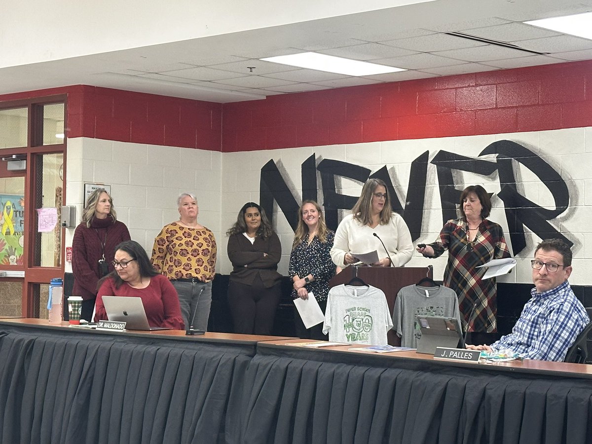 maryhavis's tweet image. “Determined” was the theme of the night as @D100Piper shared their SIP goals &amp;amp; actions and celebrated areas of growth, including the EL progress that helped Piper improve their designation this year! So much spirit and pride for the recognition of students and staff! #WeCan!