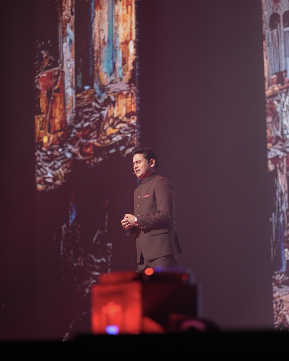 manojmuntashir's tweet image. जीना यहाँ मरना यहाँ,
इसके सिवा जाना कहाँ!

#Post #photooftheday #manojmuntashir #ManojMuntashirShukla