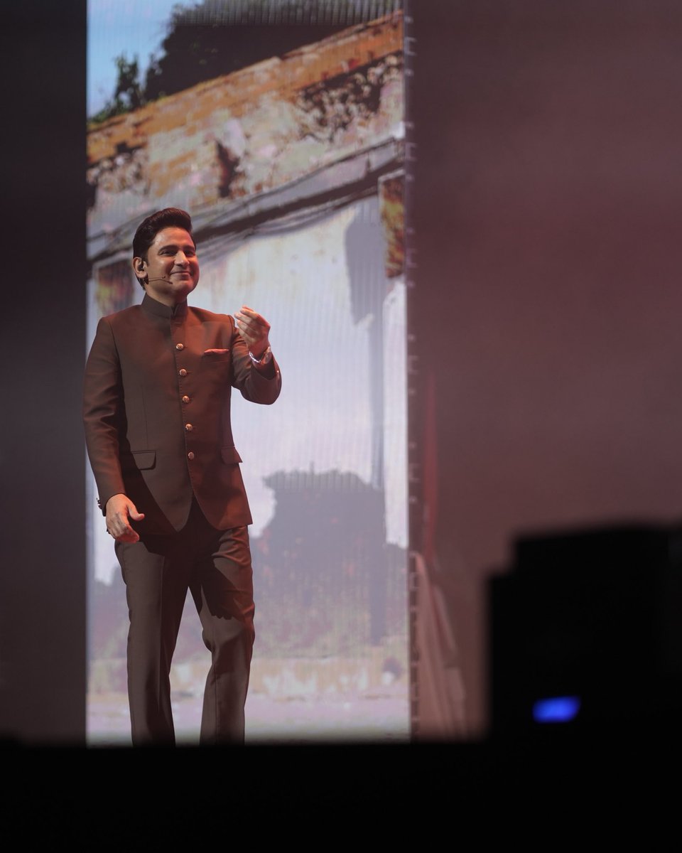 manojmuntashir's tweet image. जीना यहाँ मरना यहाँ,
इसके सिवा जाना कहाँ!

#Post #photooftheday #manojmuntashir #ManojMuntashirShukla