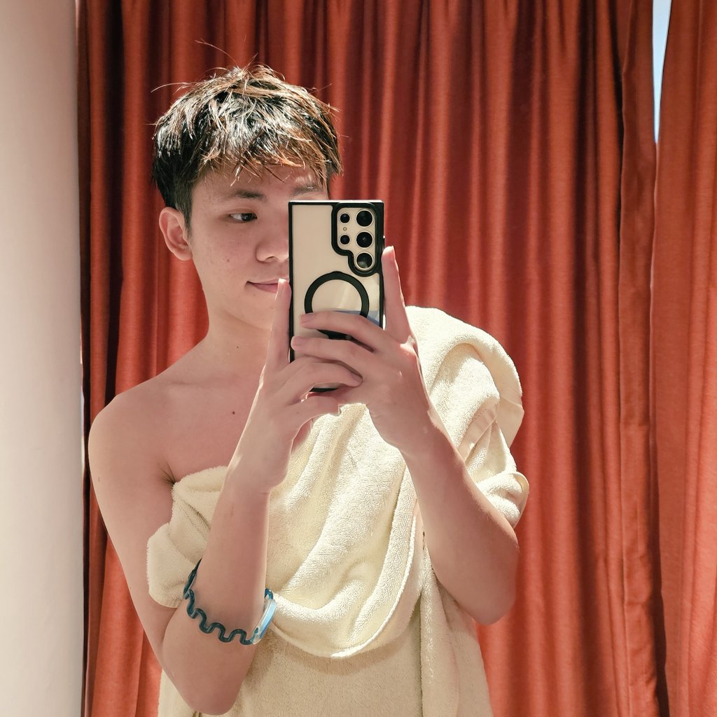 小藍の羽 tweet media