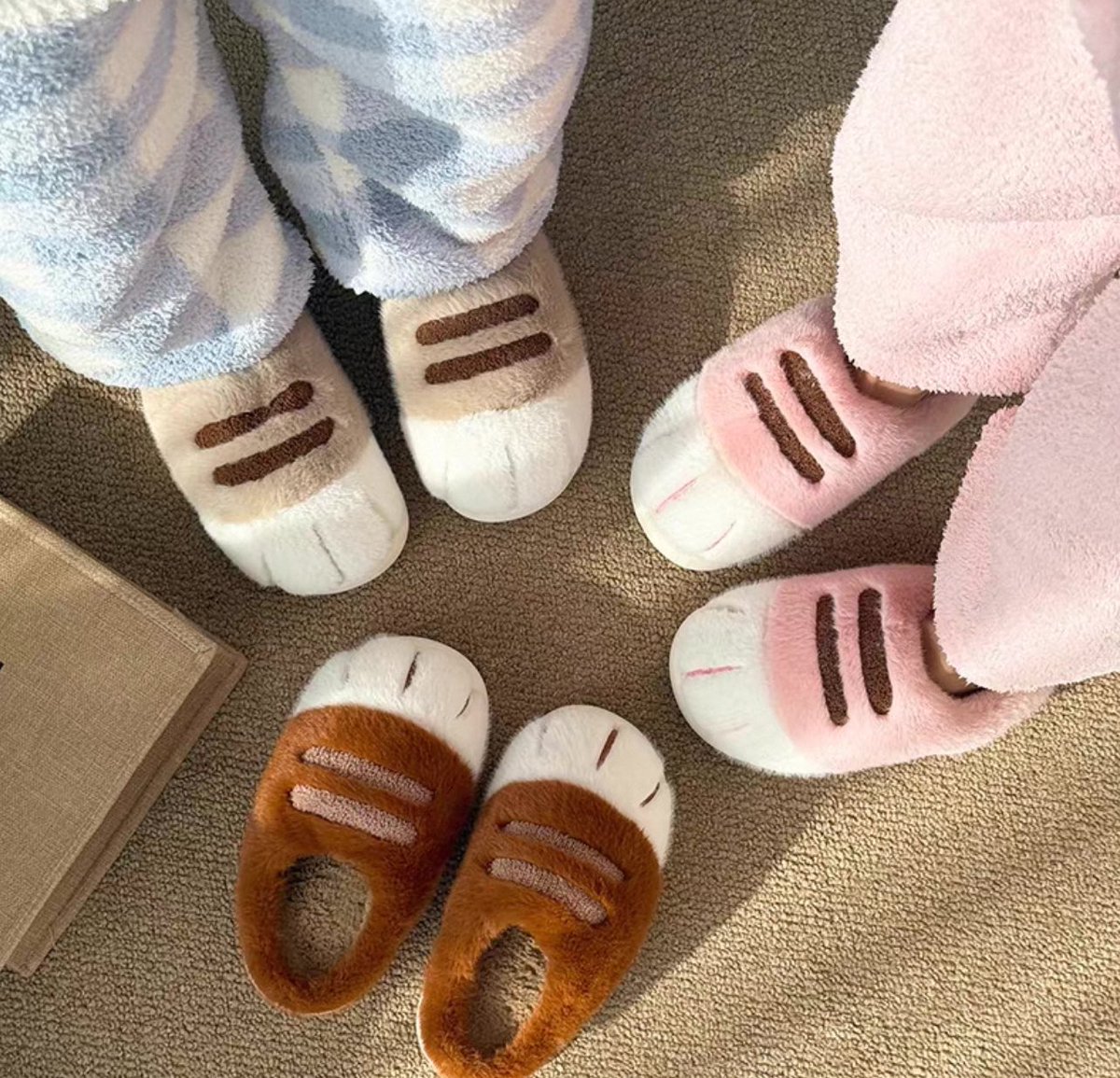 Peepinkshop's tweet image. สานฝันมีอุ้งเท้ามังคุดแบบน้องเหมียว พื้นรองเท้าเป็นEVAนุ่มใส่สบาย จะใส่ในบ้านหรือออกข้างนอกก็ได้ SALE คู่ละ 190฿ ซื้อครบ 2คู่ส่งฟรี‼️ มัดจำ50%