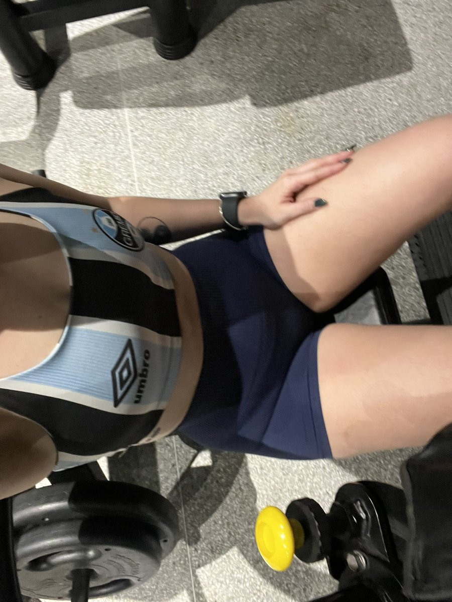 marianaojs's tweet image. Ainda tá longe do objetivo mas tô felizinha até aqui 🥹