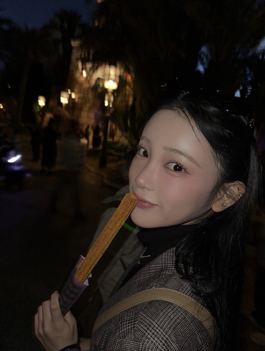 OyDxBvzzvF32557's tweet photo. ME:Iの櫻井美羽(MIU)ちゃん、山本すず(SUZU)ちゃんに出てもらいたいです❣️

  #ME_I #ミーアイ #MIU #SUZU #山本すず  #櫻井美羽 #TGC出演希望 #マイナビTGC https://t.co/ea72TI8XJy