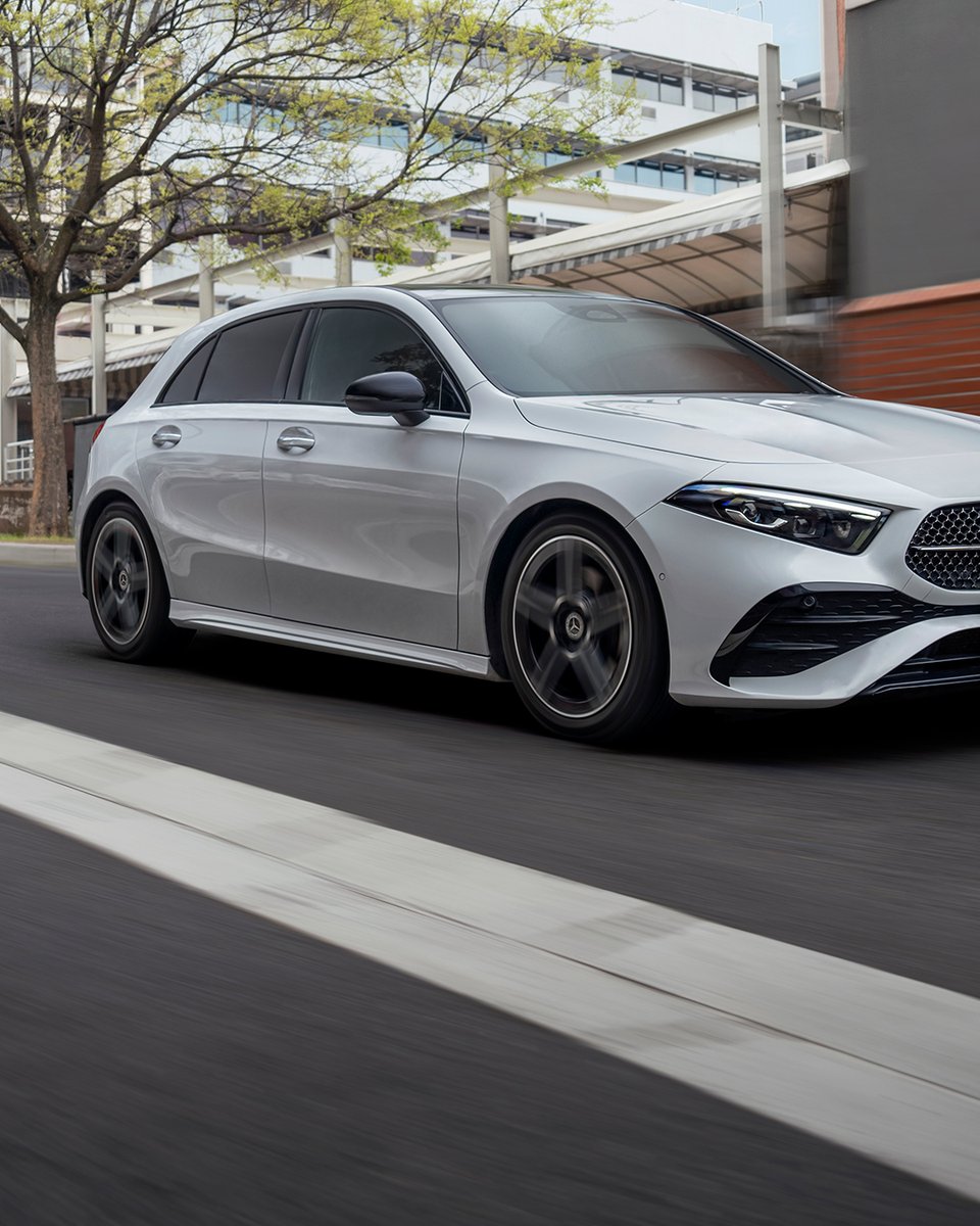 MercedesBenz_DE's tweet photo. Erlebt Design, das bewegt – mit der Mercedes-Benz A-Klasse. ✨
Die 17-Zoll-Leichtmetallräder im 5-Doppelspeichen-Design verbinden Stil und Dynamik und verleihen der A-Klasse ihren unverwechselbaren Charakter.
Zum Store: https://t.co/iShssKT3Rv
#MercedesBenzStore https://t.co/4bQuV4KKTI