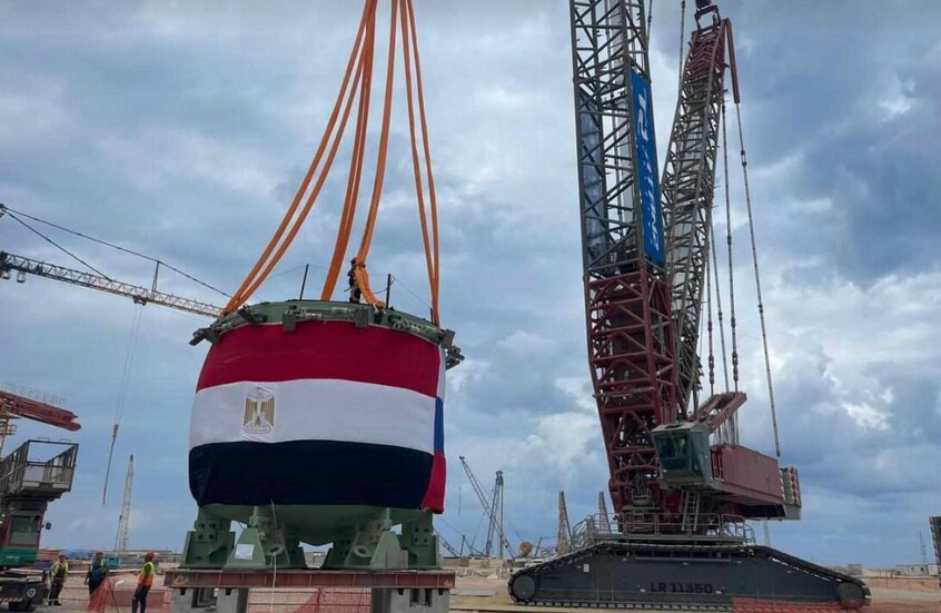 essamyoussef's tweet image. **هل #المحطة_النووية_بالضبعة جزء ضمن خطة مصرية:**

المحطة هي مشروع لتوليد الطاقة الكهربائية باستخدام تقنية الطاقة النووية وهي بالفعل ضمن خطة لمصر

والخطة تهدف لتقليل الاعتماد على الوقود الأحفوري الذي كان يتم الاعتماد علية في توليد الكهرباء بنسبة تصل 80% 
لتلبية احتياجات البلاد من…