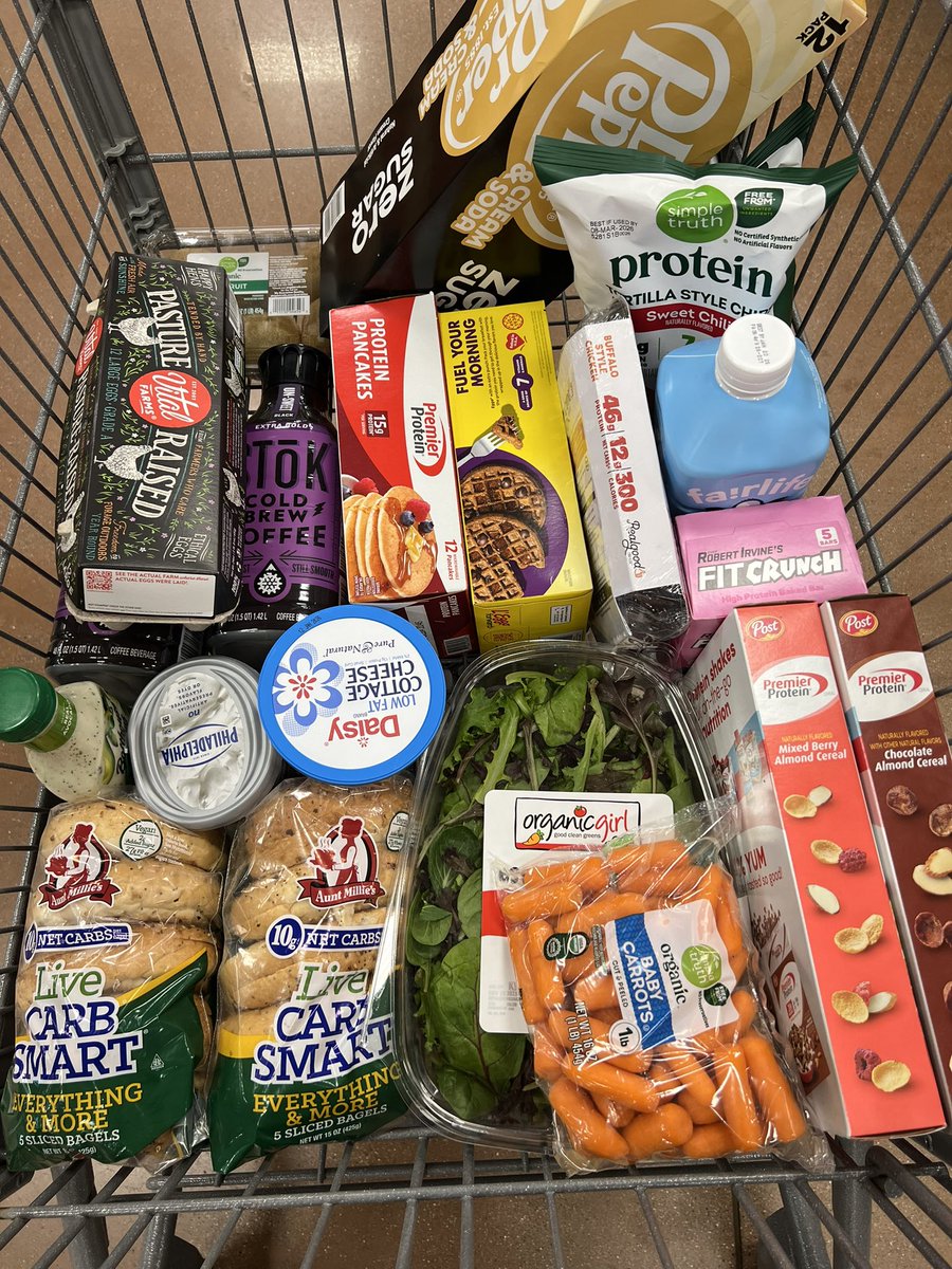 Pt 2 for those asking 😛 I get meal preps from a place by me these are just snacks/essentials