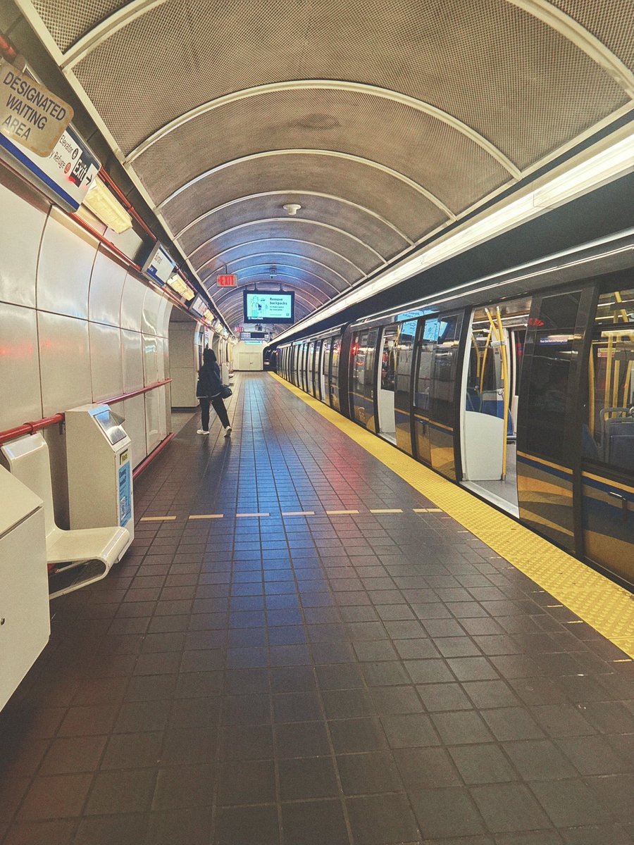 GunveetDang's tweet photo. Sunny days?

(Vancouver, fall, downtown Vancouver, British Columbia) https://t.co/izRTcvYaBa