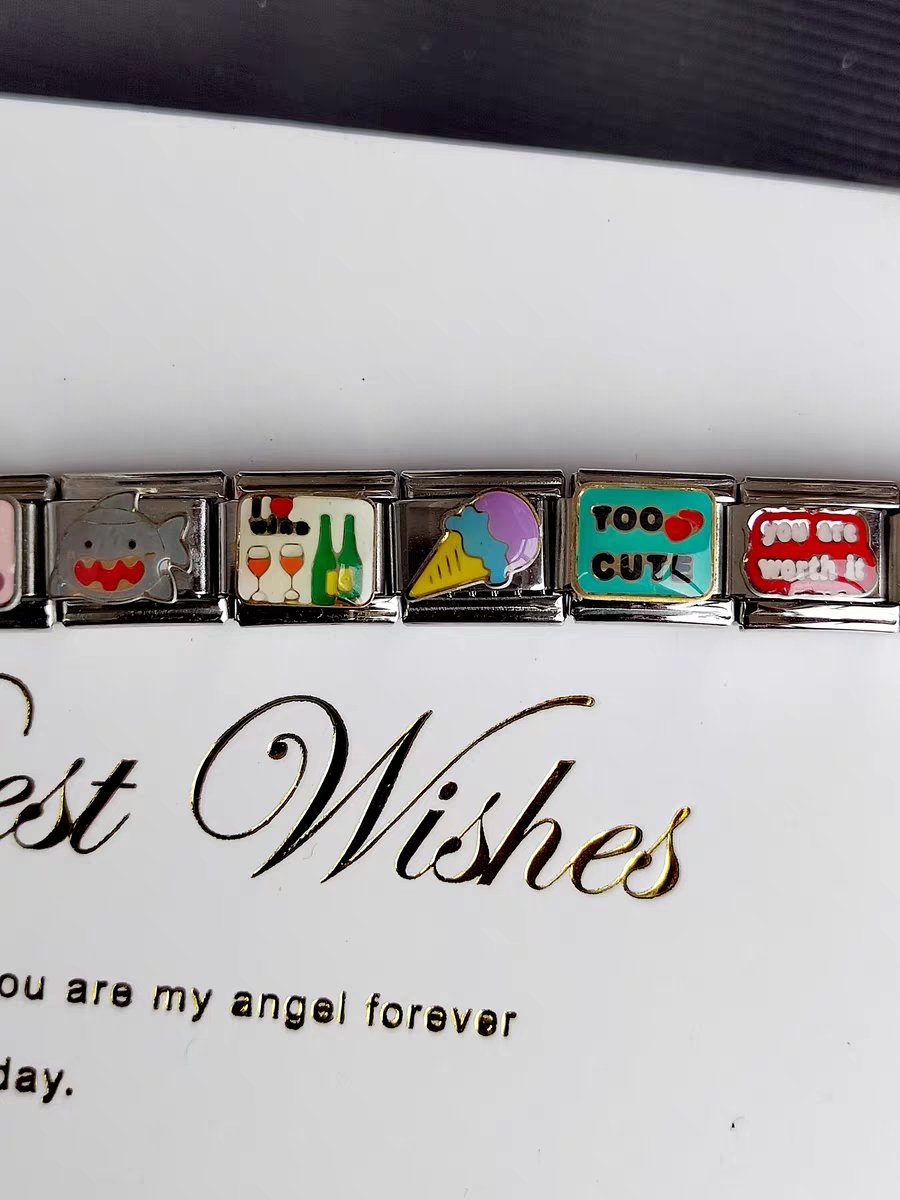 alykeyy's tweet image. [BATCH 2] Open Order Italian Charm 

Price: 8.500 (1 pcs charm)
DP 80% 

✅ Bersih CH 🇨🇳
❌ Ex. Tax (1-5k)/ charm, pack &amp;amp; admin 🍊

order:
dm dan kirim gambar charm yang ingin dipesan 

‼️Disclaimer: (ada harga ada kualitas)

Close: 29 Nov