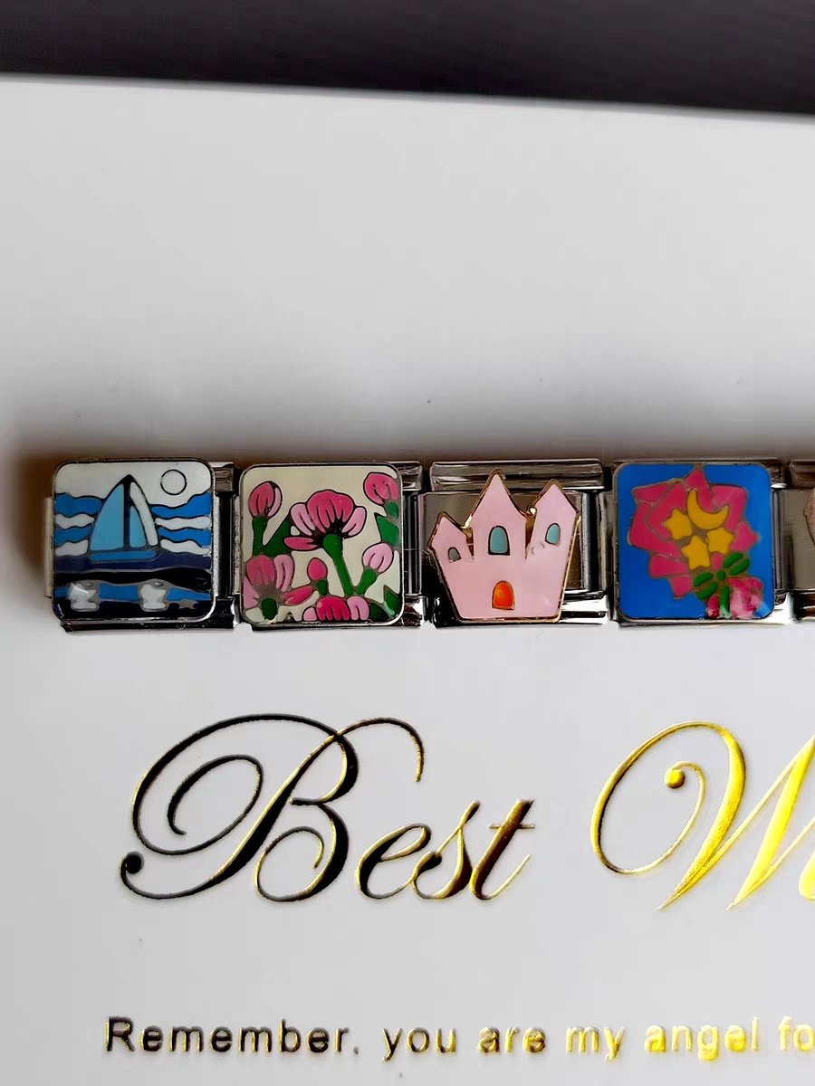 alykeyy's tweet image. [BATCH 2] Open Order Italian Charm 

Price: 8.500 (1 pcs charm)
DP 80% 

✅ Bersih CH 🇨🇳
❌ Ex. Tax (1-5k)/ charm, pack &amp;amp; admin 🍊

order:
dm dan kirim gambar charm yang ingin dipesan 

‼️Disclaimer: (ada harga ada kualitas)

Close: 29 Nov