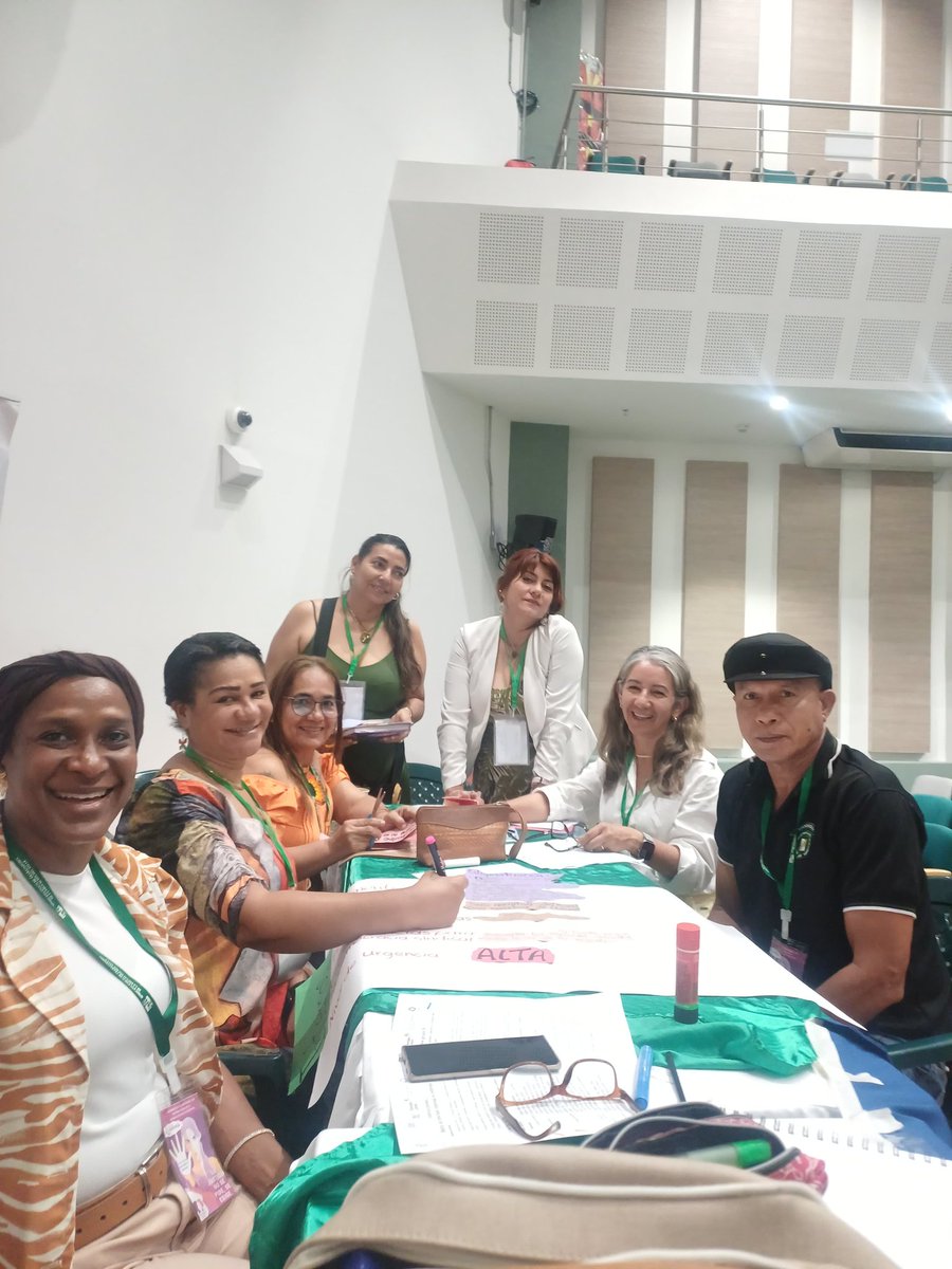 AsodeguaG's tweet image. La Secretaria de Género, Inclusión e Igualdad de la Junta Directiva departamental de Asodegua Gertrudis del Prado Torreglosa en compañía del compañero Secretario General Daniel Herrera Romero, asisten a la convocatoria del Seminario Nacional Presencial, organizado por Fecode.