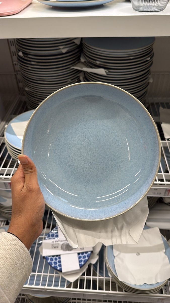 TiyaTwts's tweet image. Going to ikea to buy ceramics is my new weekend therapy