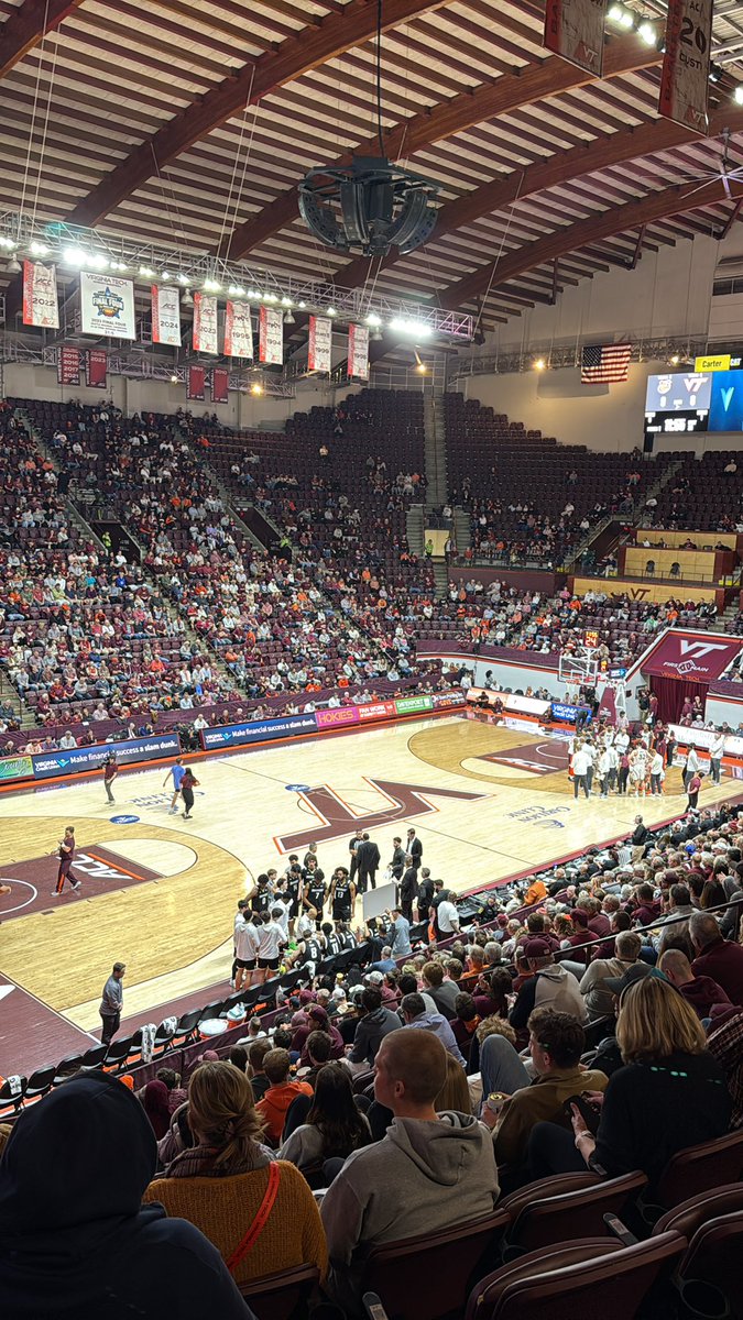 manethatscool's tweet image. We here
Why do we suck