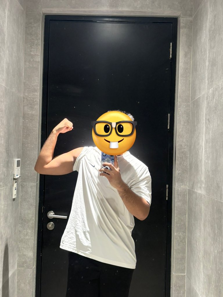 sebccubus's tweet image. its giving top…