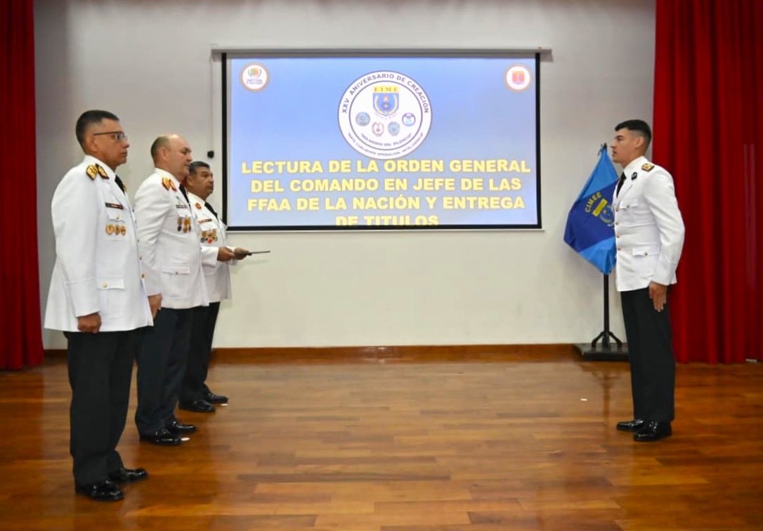 py_rep's tweet image. Personal del Regimiento Escolta Presidencial ha culminado satisfactoriamente el curso de Geointeligencia Militar y el de Inteligencia Básica, desarrollado en la Escuela de Inteligencia Militar del Ejército.
📌+Info en: facebook.com/share/p/1756fV…