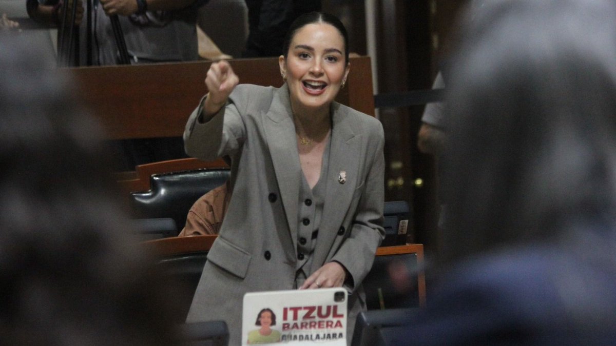 DEPACHECOS's tweet image. La diputada Itzul Barrera acusa revictimización y falta de resultados en la Secretaría de Inteligencia y Búsqueda

mesaderedaccion.com/la-diputada-it…
#ItzulBarrera #GlosainformedeGobierno