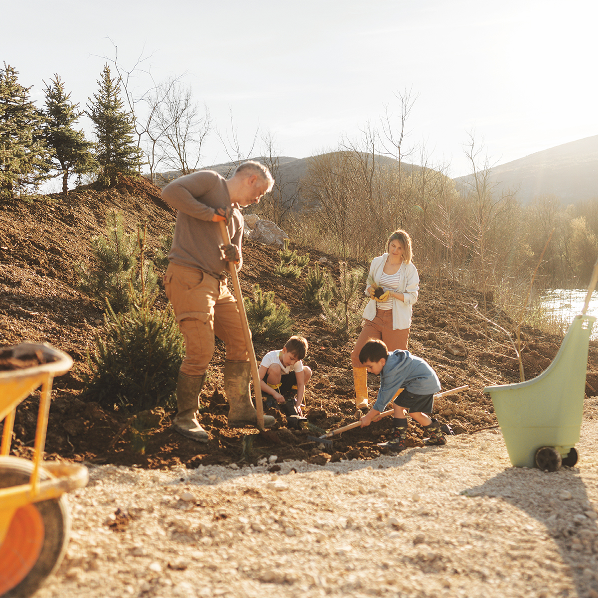 Meaningful family giving starts with intention. This holiday season, discover how family gatherings can spark conversations about philanthropy. on.wf.com/60197b4PN