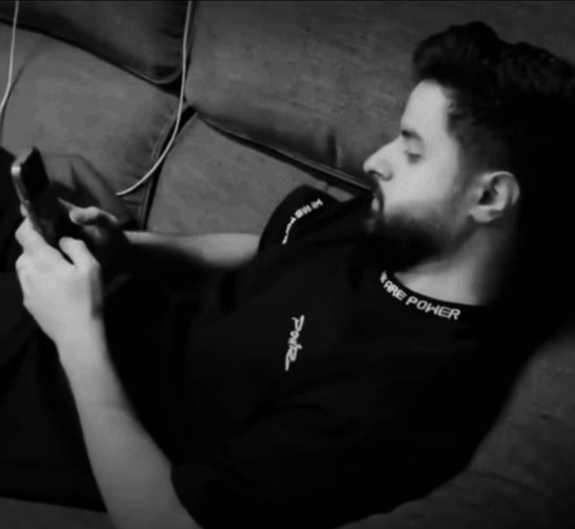 انا وانت حاليا لان كان جدولنا الوحيد هو بثوث شونق