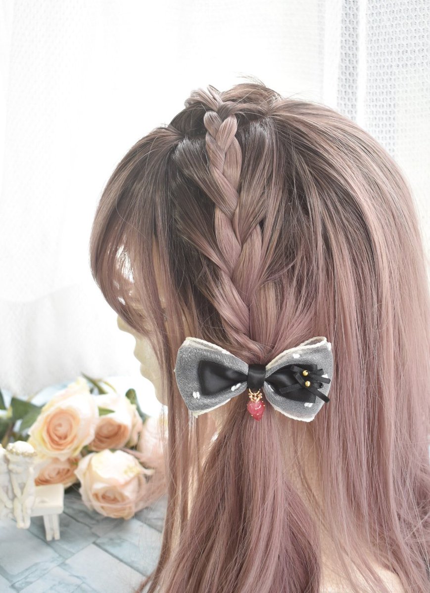 Waltz_with_Psyc's tweet image. リボン祭り8日目です！
いよいよ後半戦です🌱

参戦服にもオススメ❣️
色違いで黒もあるので、お友達と双子コーデも🤍🖤

是非店頭でお手に取ってご覧くださいませ(⁎ᴗ͈ˬᴗ͈⁎)
#カワスタ 
#アイドル
#参戦 
#推し色
#ロリータ  #ロリィタ