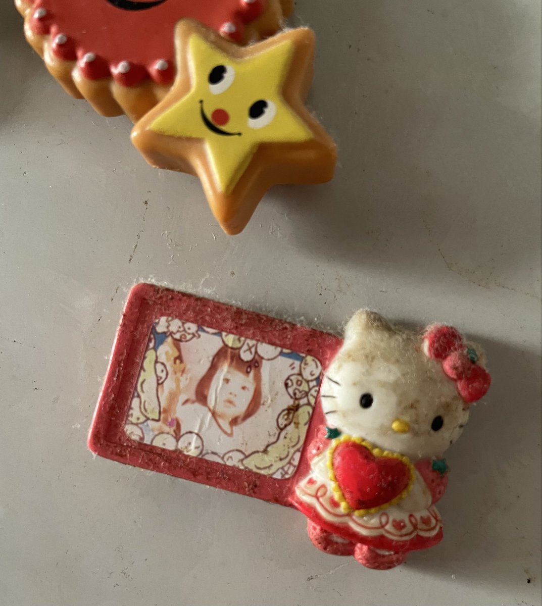 プリクラ

埃拭った

これ30年前
色褪せたけどまだ見れるの
すごいよねー

#サンシャイン