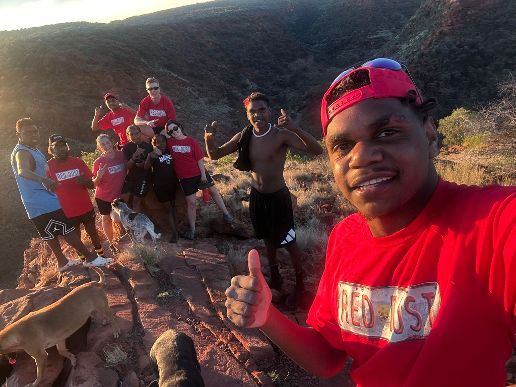 reddustoz's tweet image. Ngaltunytju – Proud, Pukulpa – Caring, Pukultju – Kind! Turning Areyonga School's Values into a mural as part of our Healthy Living Program. Read more on our website!