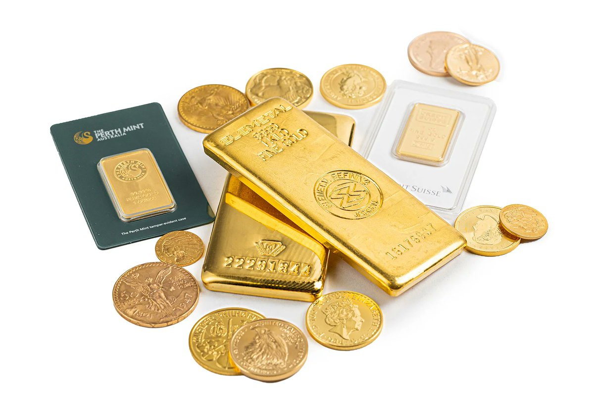 Markets rarely telegraph turning points. Gold does.

It doesn’t care about central bank press conferences, soft-landing fantasies or the latest AI-fueled sugar high in equities. Gold listens to one thing: the direction of trust.

When trust in institutions, currencies and policy