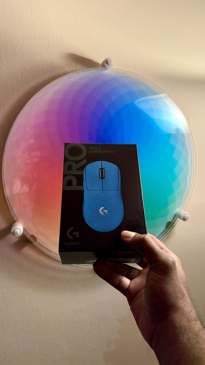 KahliefAdams's tweet image. We love color in this house!! This new @LogitechG SuperLight Pro is gonna look dope in the studio. As always, massive love to our friends for keeping us looking good! #LogitechPartner #AD