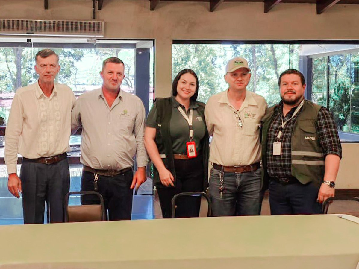 mambiente_py's tweet image. MADES en Territorio: cerca de la ciudadanía y del productor, apostando al diálogo y la transparencia para fortalecer el Desarrollo Sostenible del Paraguay n9.cl/8ni1k @ItapuaPy @GobCaaguazu @AltoParanaGober @LaNacionPy @780AM @canalpropy