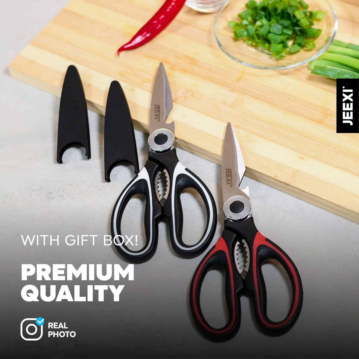 frugalfreebies's tweet image. These ultra-sharp kitchen scissors are doing everything — cutting meat, veggies, herbs, even opening bottles. ✂️🔥
3-pack for $10.99.
Walmart: mavely.app.link/e/0AP1ttpRnYb (ad)
#Deals #KitchenGear #FrugalFinds