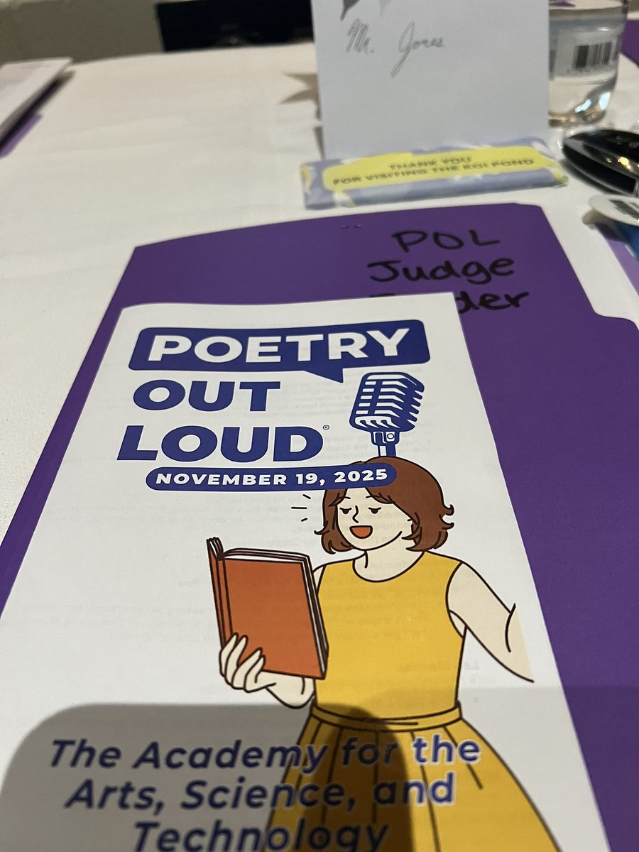 Honored to serve as a judge at the Poetry Out Loud competition at AAST tonight. Our students brought talent, courage, and heart to the stage—and I couldn’t be more proud of them. #HCSBestDaysAhead #PoetryOutLoud <a href="/HCSInfo/">Horry County Schools</a>