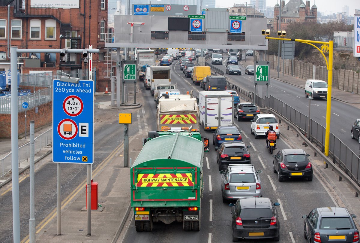 TfL's tweet photo. Can you spot the rider? 🤔 
 
You might not see them at first, but they’re there. Riders are just harder to spot because they’re smaller on the road.
 
So, before you turn or pull out, take another look. It could save a life. https://t.co/P2QColt7gM