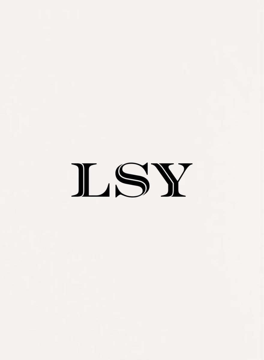 singloops's tweet image. HELLO! This is a new page for the main vocalist of DreamCatcher &amp;amp; her upcoming schedules in co-ed rock band ChRocktikal, Lee Siyeon! 🐺

loops, pics, edits &amp;amp; immersing our fierce wolfie into the k-rock/b-band space! Please repost/like to help spread! ♡/↻