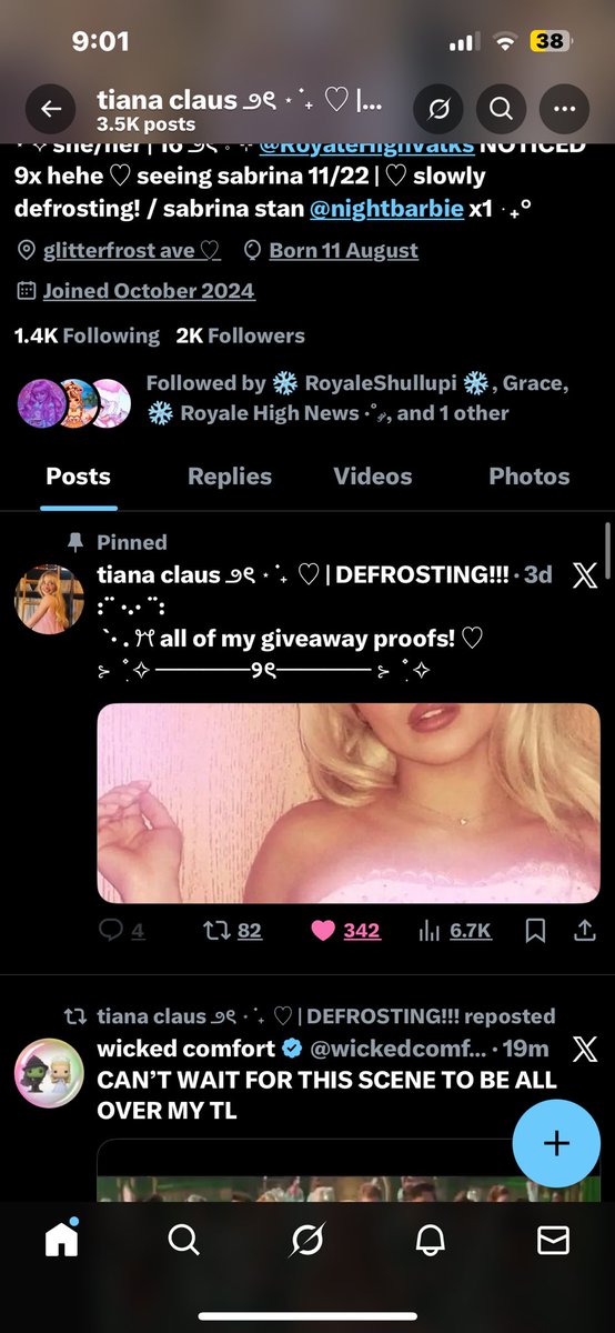 callmahchim's tweet photo. @bwrbiegirl #royalehigh #giveaway done with extras <3
Sadly no friends sob https://t.co/ESm4Idhn3j
