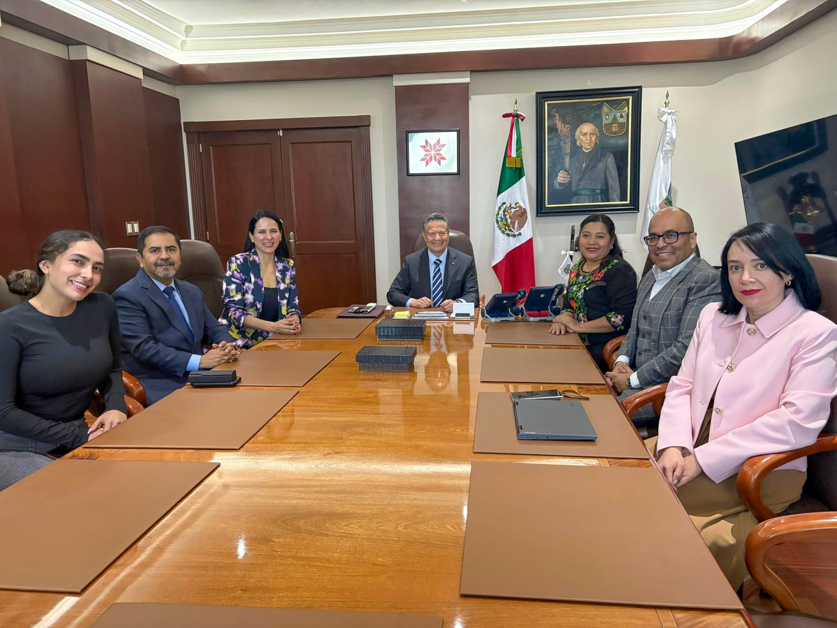 juliomenchaca_'s tweet image. Hoy sostuvimos una reunión con integrantes del Órgano de Administración Judicial del Poder Judicial de la Federación y del Instituto Federal de la Defensoría Pública, donde dialogamos sobre los avances y la coordinación necesaria para impulsar una justicia más moderna y cercana…